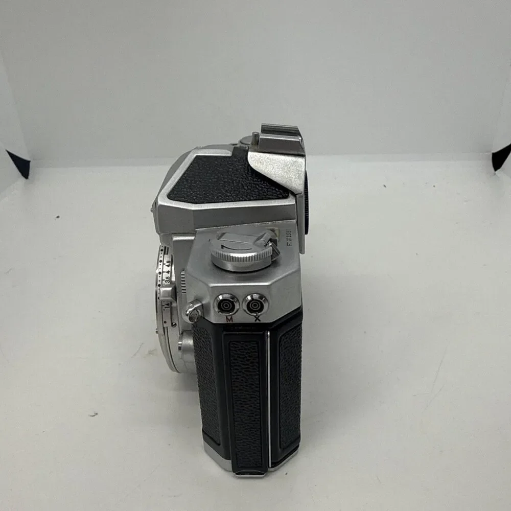 Nikon Nikkormat FT 35mm SLR Camera Working - Tested